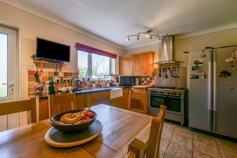 24 Maypole Lane, Birmingham, B14 5JG