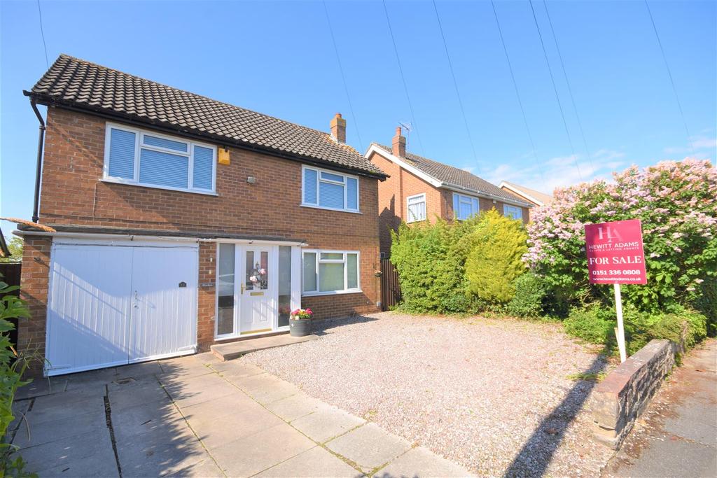 Moorside Avenue, Parkgate, Neston 3 bed detached house £425,000