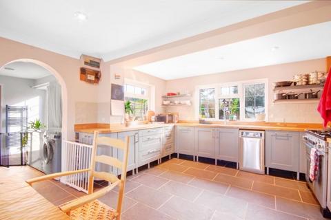 1, Fairview Cottages Alcester Road, Harvington, Evesham, WR11 8HU