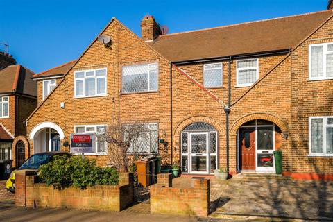174 New Road, London, E4 9SJ