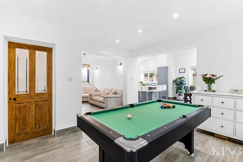 55 Bromsgrove Road, Studley, B80 7PE