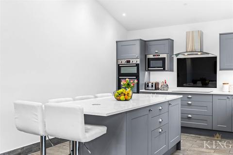 55 Bromsgrove Road, Studley, B80 7PE