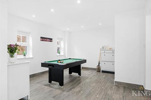 55 Bromsgrove Road, Studley, B80 7PE