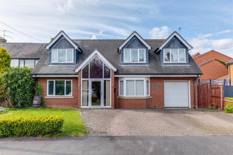2a Morgan Close, Studley, B80 7PB