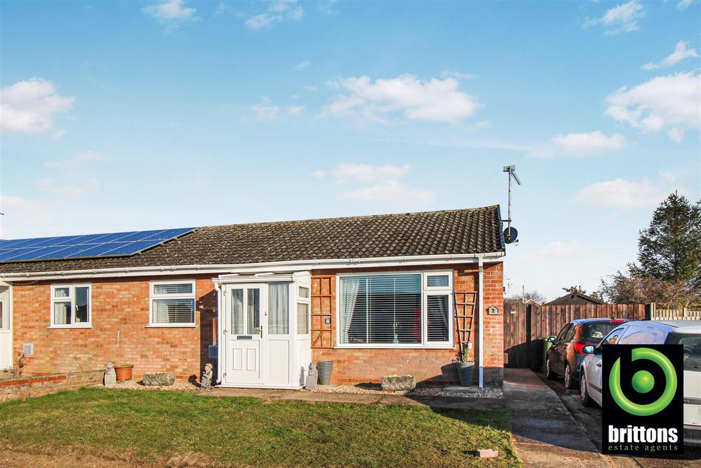 Church Farm Walk, Fincham 2 bed detached bungalow for sale £220,000