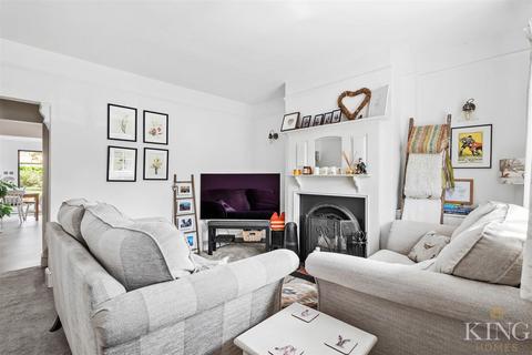 37 New Road, Studley, B80 7LY
