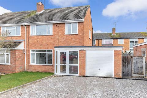 23a Lords Lane, Studley, B80 7QW