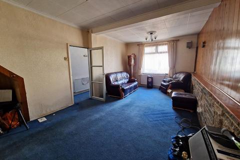 5 Bettws Road, Brynmenyn, Bridgend, CF32 9HY
