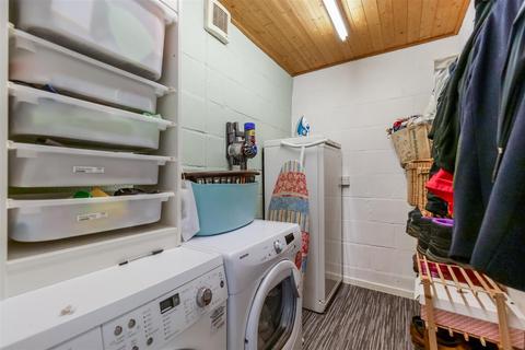 15 The Meadows, Bidford On Avon, Alcester, B50 4AP