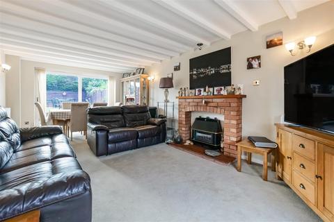 4 Glebe Close, Bidford On Avon, Alcester, B50 4BL