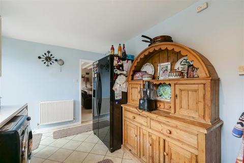 4 Glebe Close, Bidford On Avon, Alcester, B50 4BL