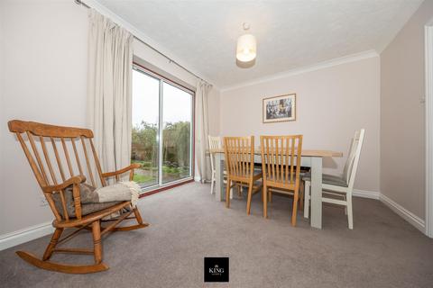 30 Johns Close, Studley, B80 7EQ