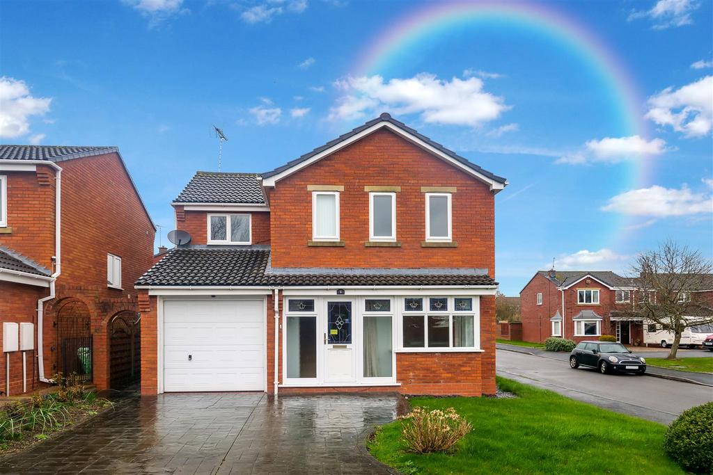 Eclipse Road, Alcester 4 bed detached house £349,950