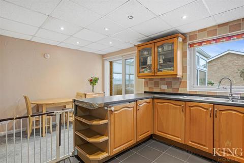 29 Berrington Close, Redditch, B98 0TE