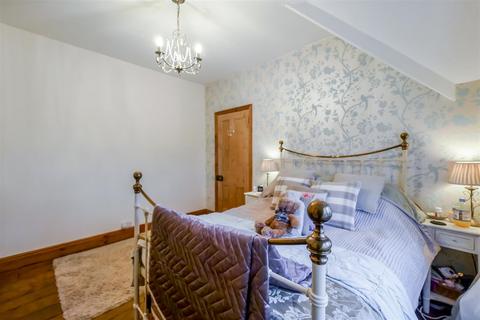 111 High Street, Studley, B80 7HN