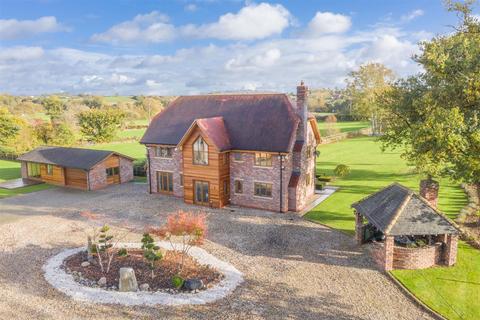 Hillcrest Birmingham Road, Mappleborough Green, Studley, B80 7BJ