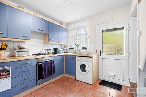 10 Crooks Lane, Studley, B80 7QX