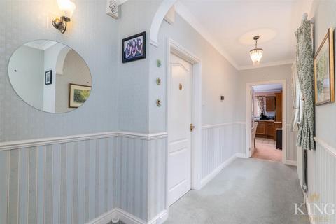 Teasel Cottage Alcester Road, Harvington, Evesham, WR11 8HX