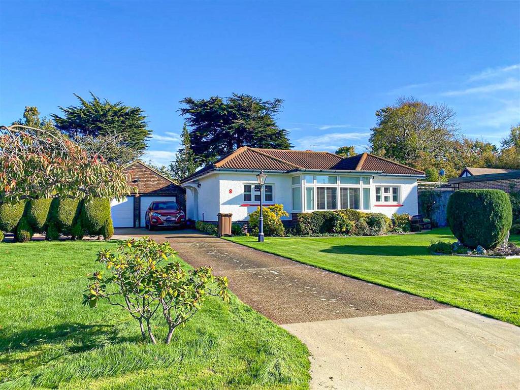 Grange Road, Hastings 3 bed detached bungalow £550,000