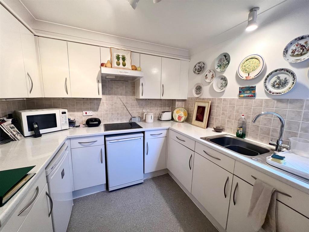 8 santler kitchen.jpg