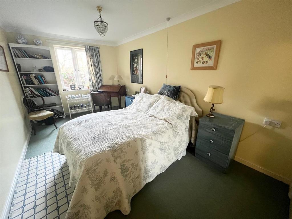 8 Santler bedroom.jpg