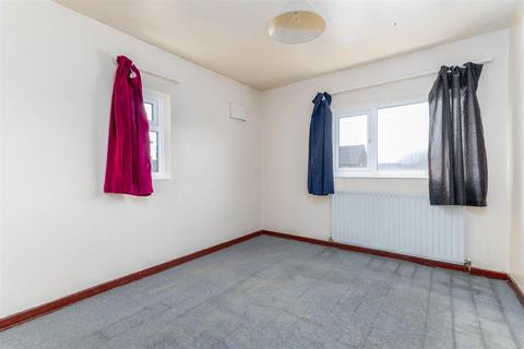 46 Allendale Crescent, Studley, B80 7PY