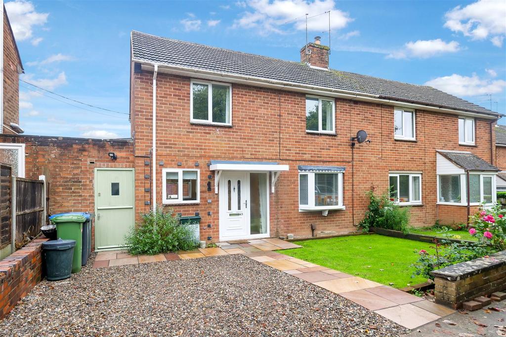 The Grove, Studley 3 bed semidetached house £230,000