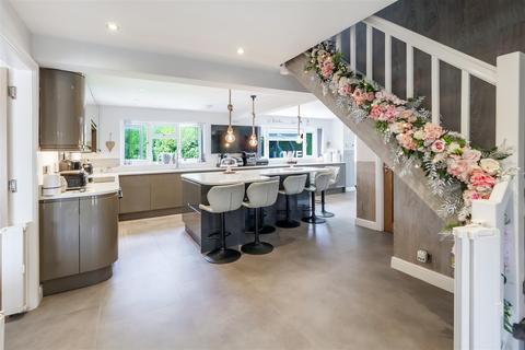 The Firs Pratts Lane, Mappleborough Green, Studley, B80 7BN