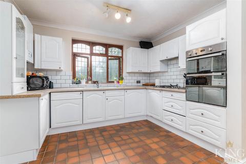 29 Foster Avenue, Studley, B80 7QJ