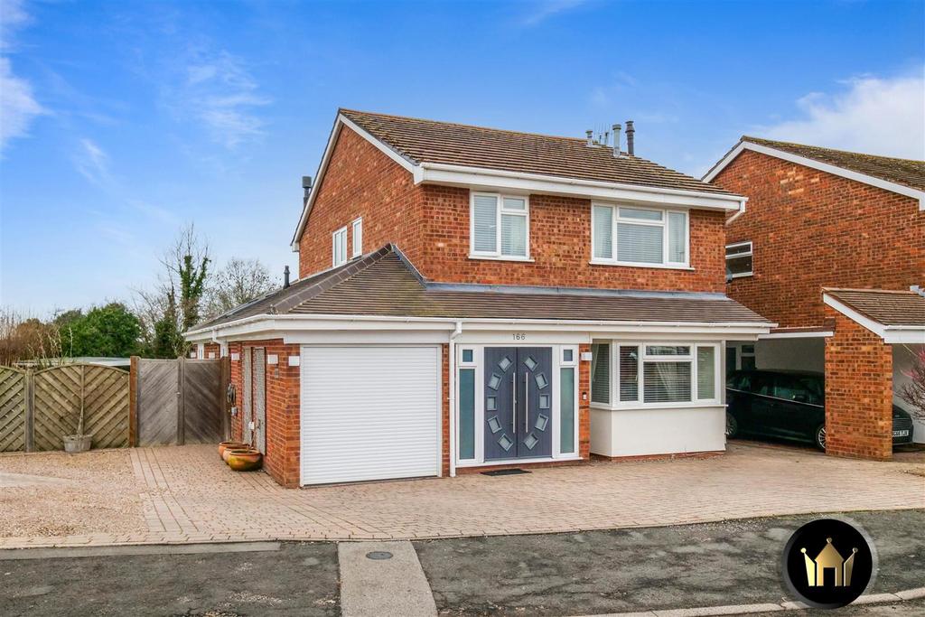 Deansway, Bromsgrove 4 bed detached house £440,000