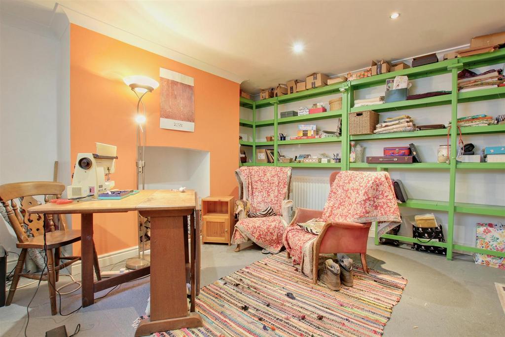 Hobbies room or bedroom