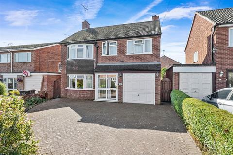 3 Lansdowne Road, Studley, B80 7RB