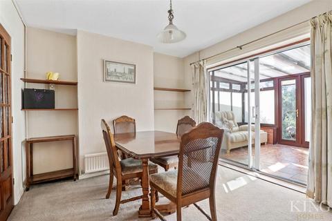 3 Lansdowne Road, Studley, B80 7RB