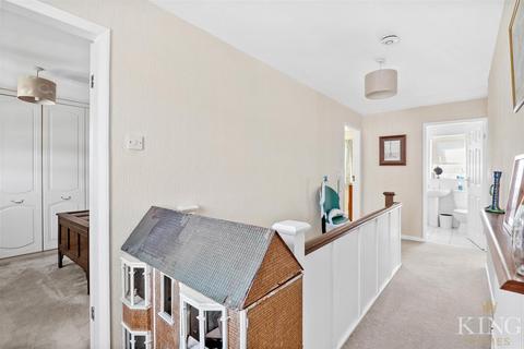 3 Lansdowne Road, Studley, B80 7RB