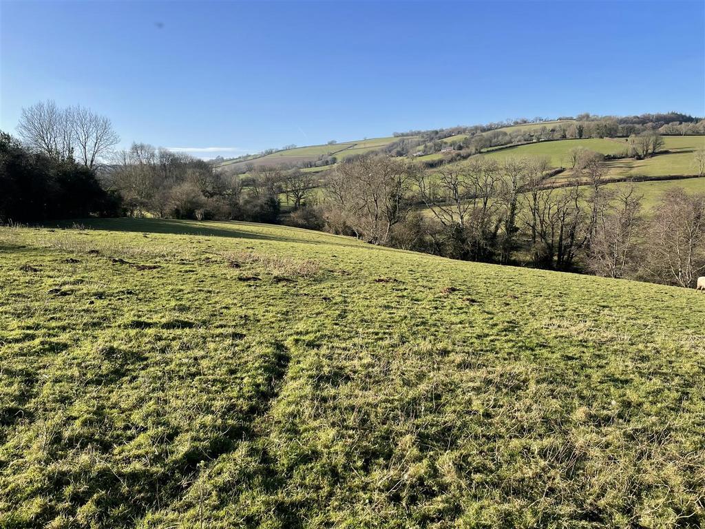 Langley Marsh, Taunton Land £50,000