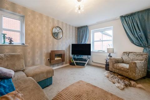 39 Copenhagen Way, Bidford On Avon, Alcester, B50 4FY