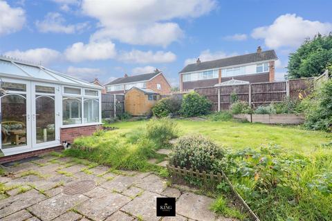 2 Gunners Lane, Studley, B80 7LX