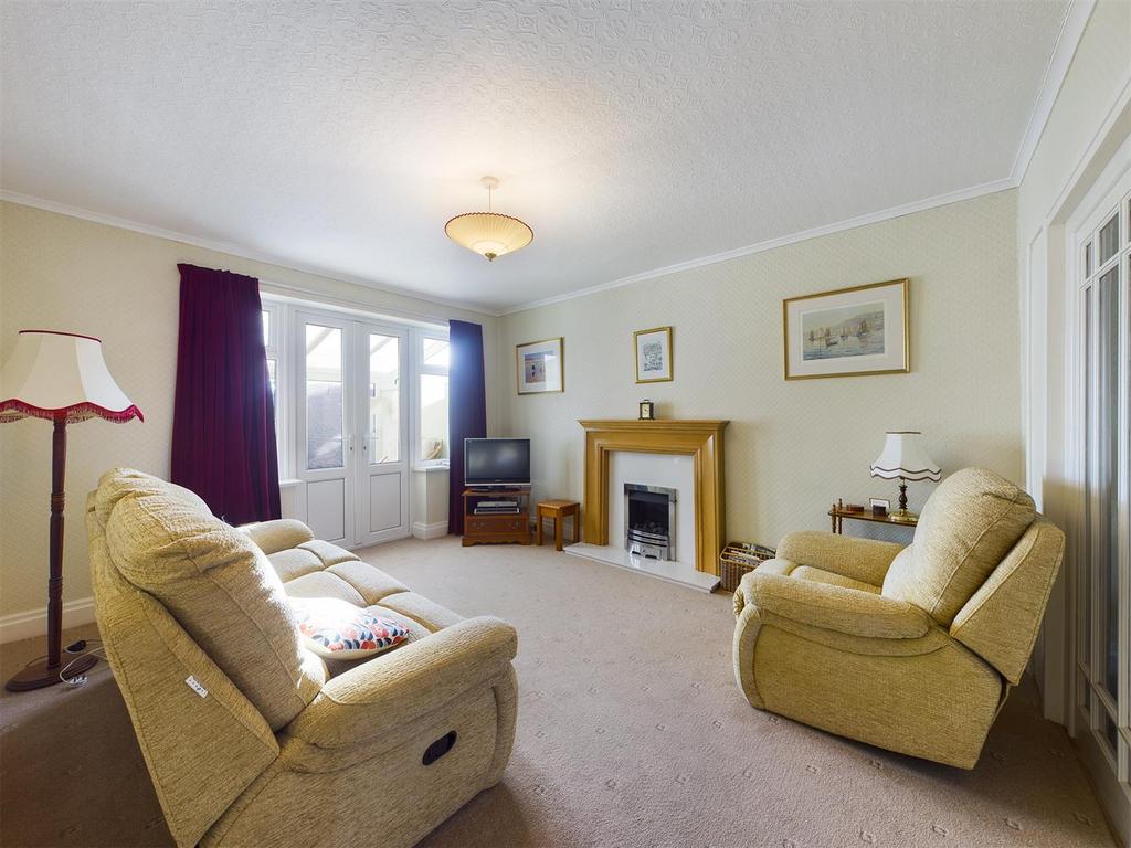 Lounge: