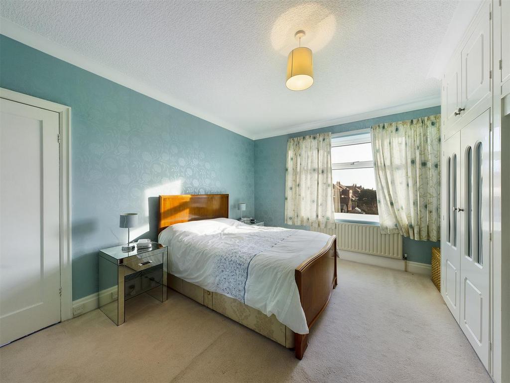 Bedroom: