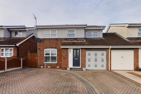 9 Orchard Close, Bridlington, YO16 6FN