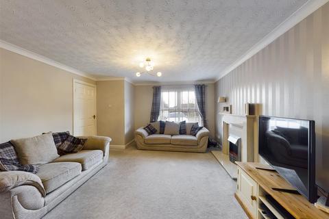 9 Orchard Close, Bridlington, YO16 6FN
