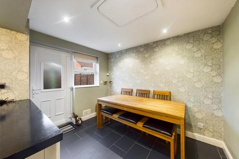 9 Orchard Close, Bridlington, YO16 6FN