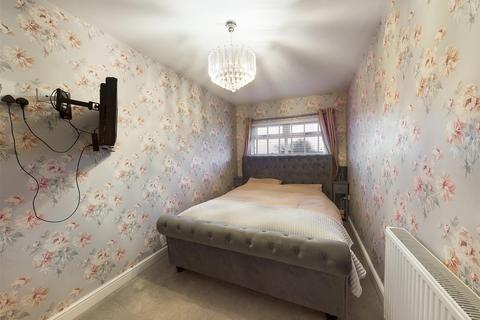 9 Orchard Close, Bridlington, YO16 6FN