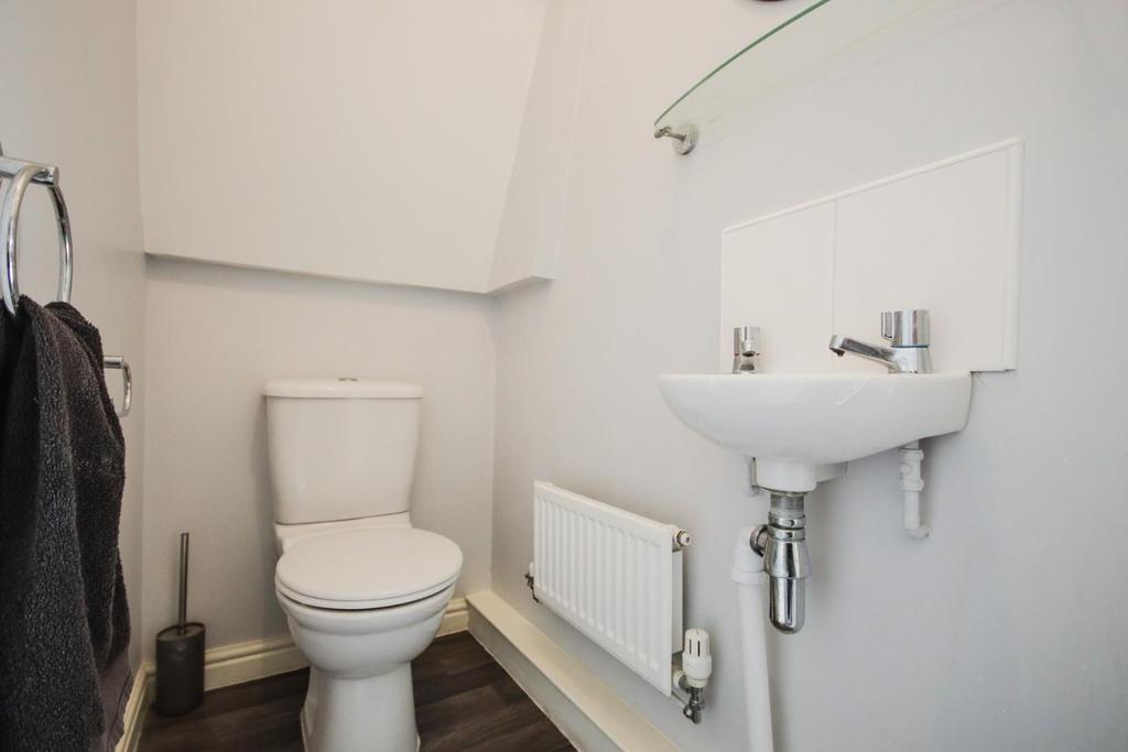 Ground Floor Cloakroom W.C