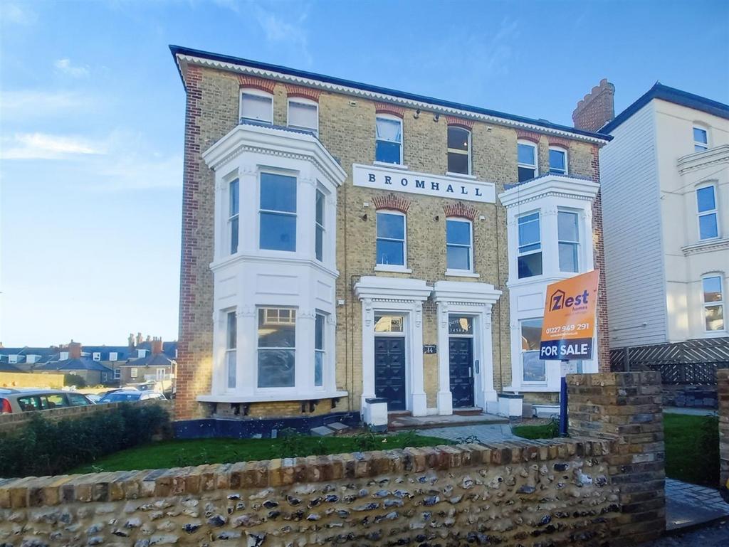 Granville Road, Broadstairs 3 bed flat £325,000