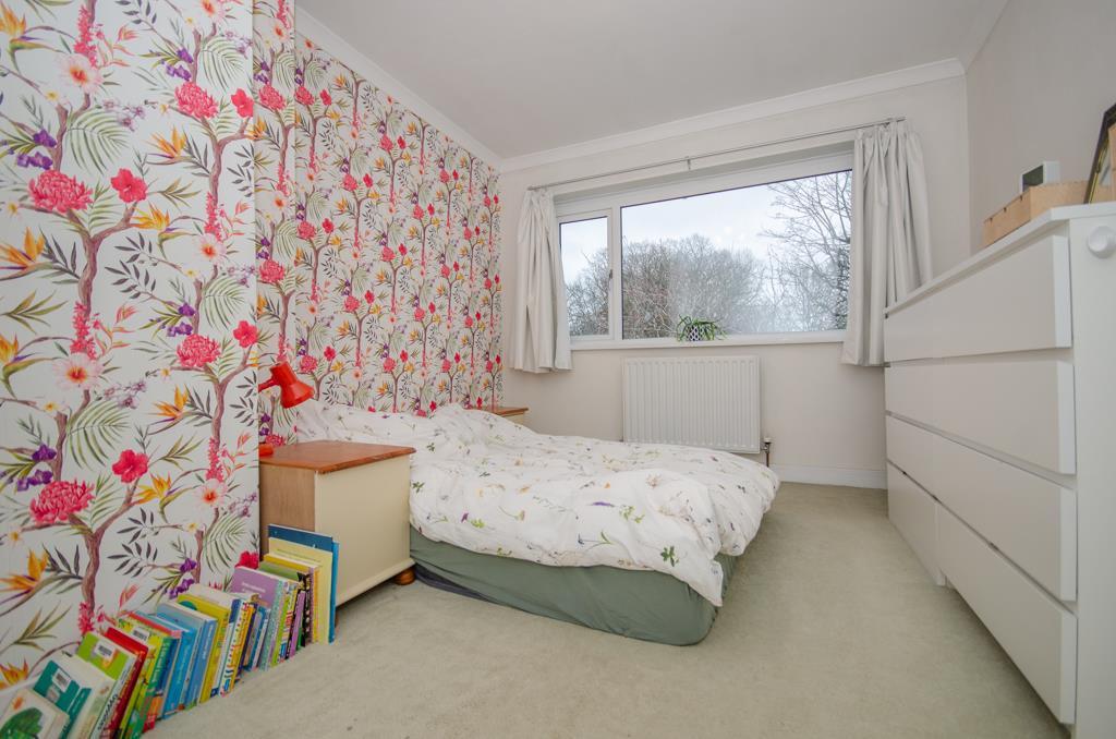 Bedroom 1.jpg