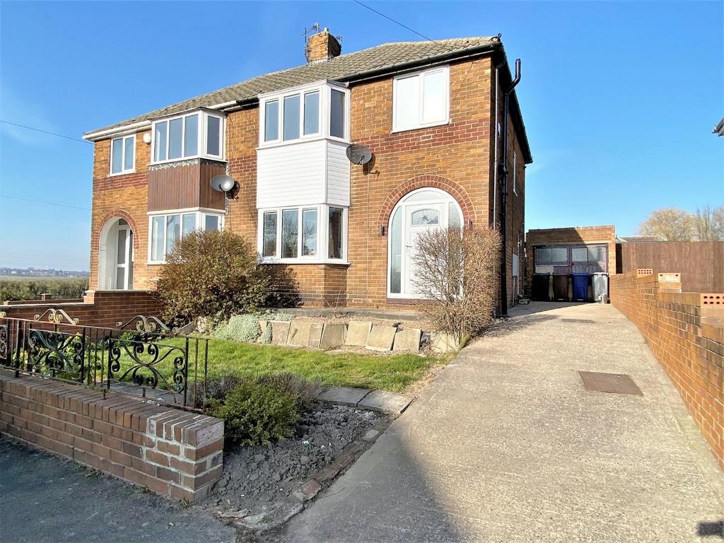 Clayton Avenue, Thurnscoe, S63 0RY 3 bed semidetached house for sale