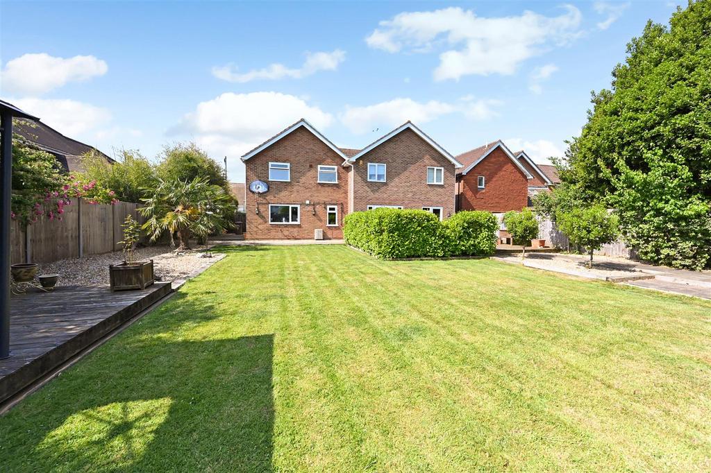 Rudwicks Close, Felpham 5 bed detached house for sale £925,000