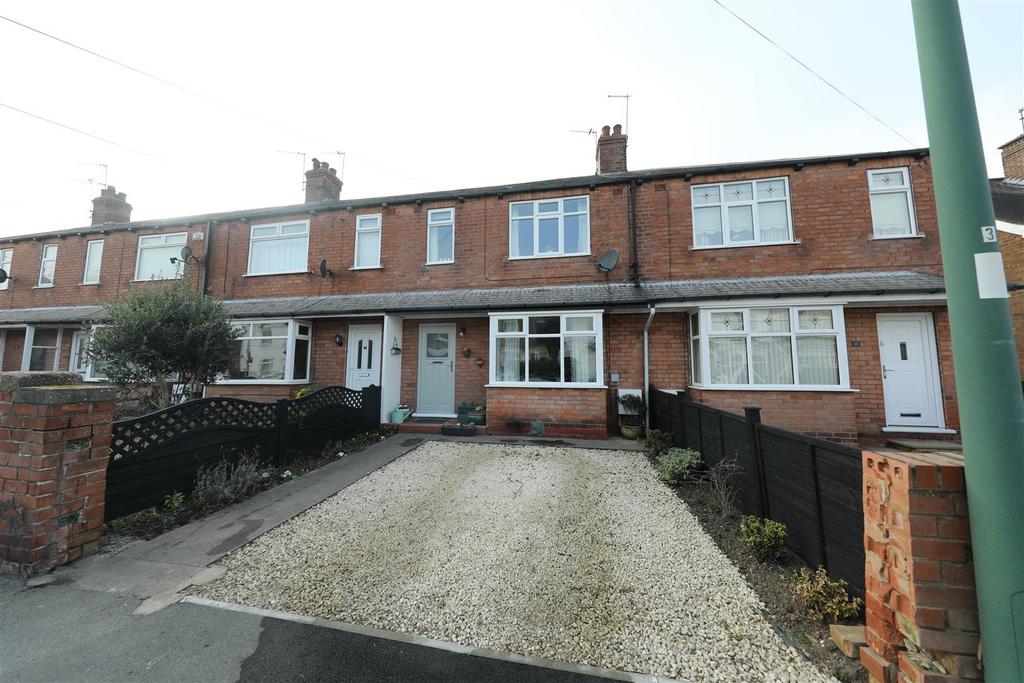 Street, Cottingham 3 bed terraced house £190,000