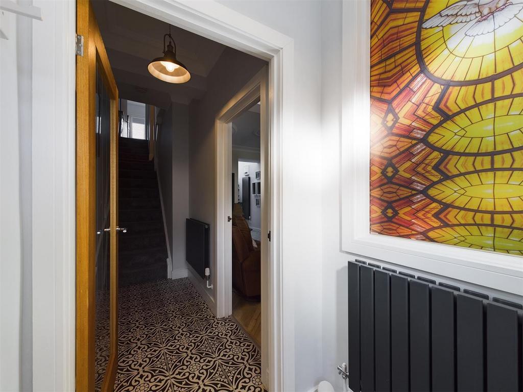 Hallway.jpg
